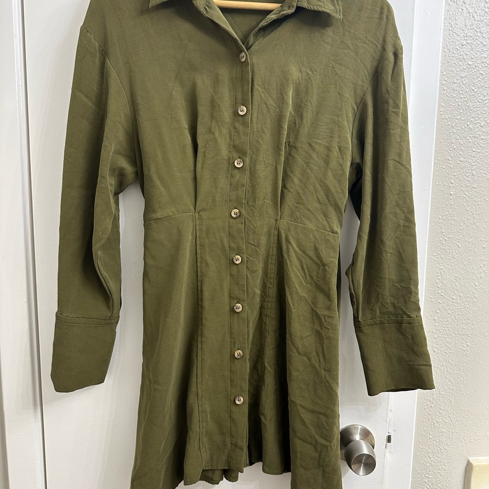 ZARA SIZE XS Green Dress